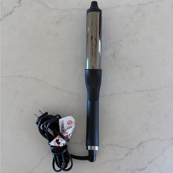 ghd Classic Curl 1.25" Curling Iron - Picture 1 of 3